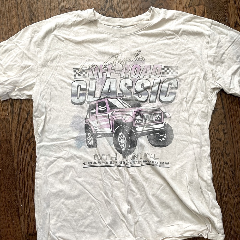 hollister graphic tee